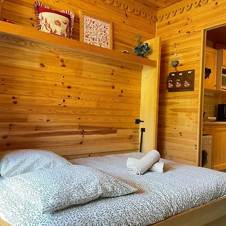 L'alti -studio Balcon Vue Montagne Apartman *